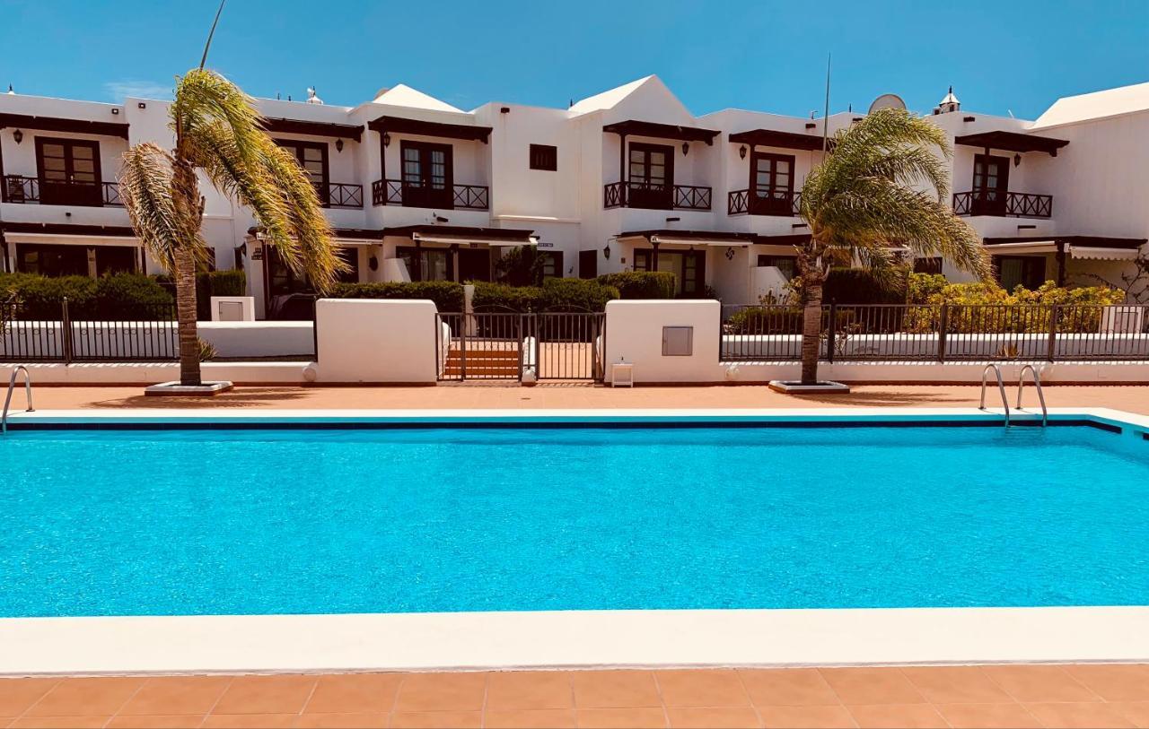 Lovely Casa Felicidad, Swimming Pool, Wifi X Private Garden Playa Blanca  Exterior photo