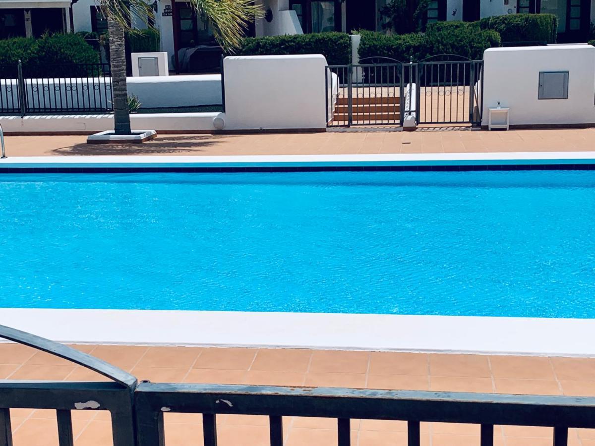 Lovely Casa Felicidad, Swimming Pool, Wifi X Private Garden Playa Blanca  Exterior photo