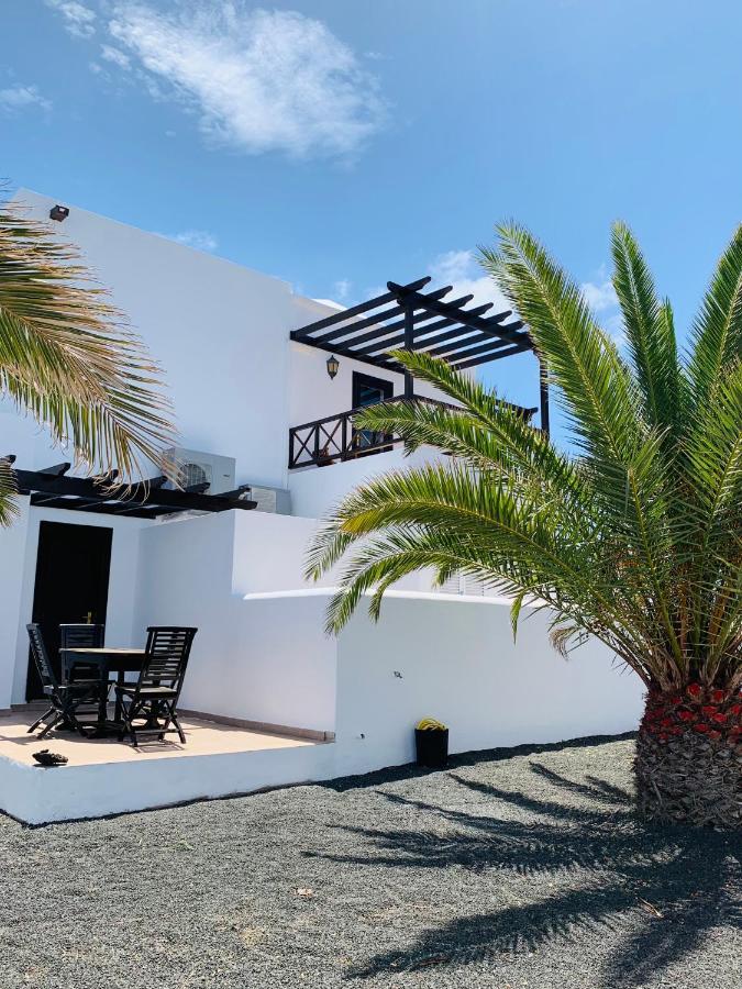 Lovely Casa Felicidad, Swimming Pool, Wifi X Private Garden Playa Blanca  Exterior photo