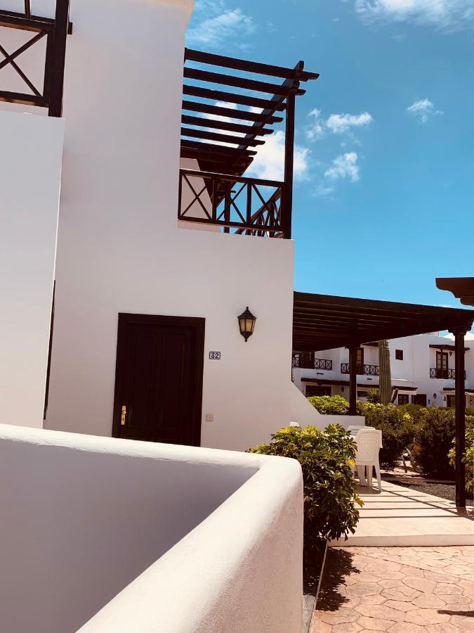 Lovely Casa Felicidad, Swimming Pool, Wifi X Private Garden Playa Blanca  Exterior photo
