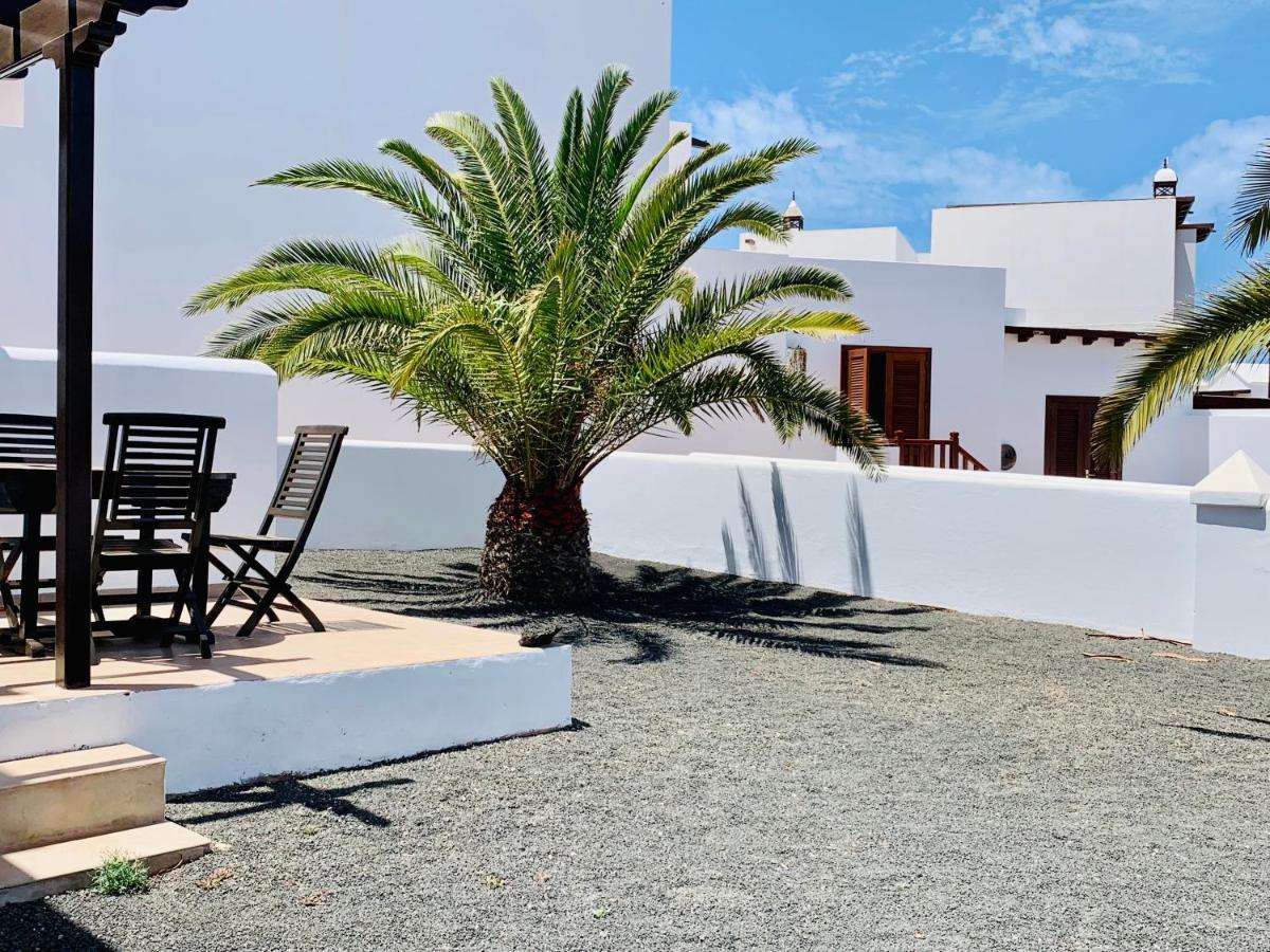 Lovely Casa Felicidad, Swimming Pool, Wifi X Private Garden Playa Blanca  Exterior photo