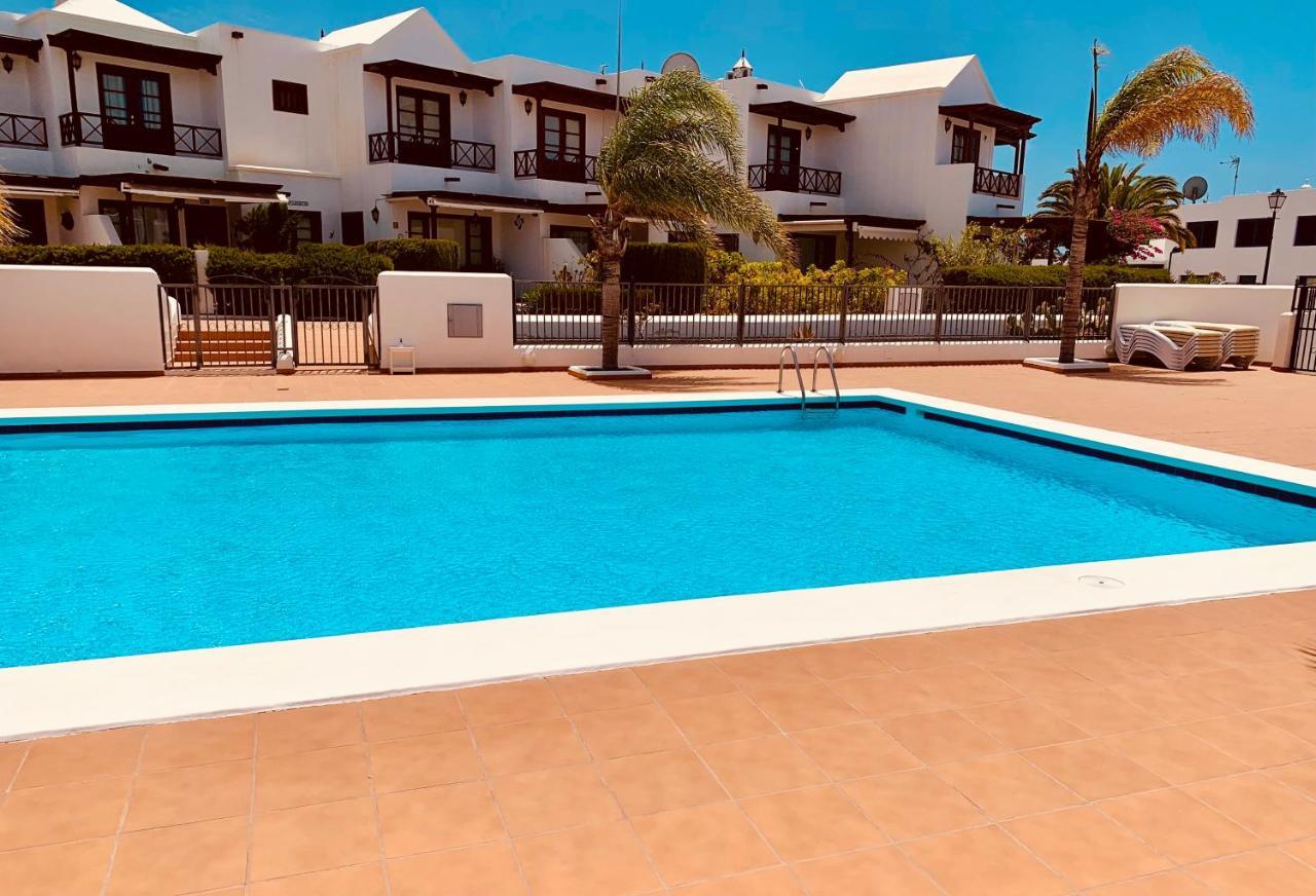 Lovely Casa Felicidad, Swimming Pool, Wifi X Private Garden Playa Blanca  Exterior photo
