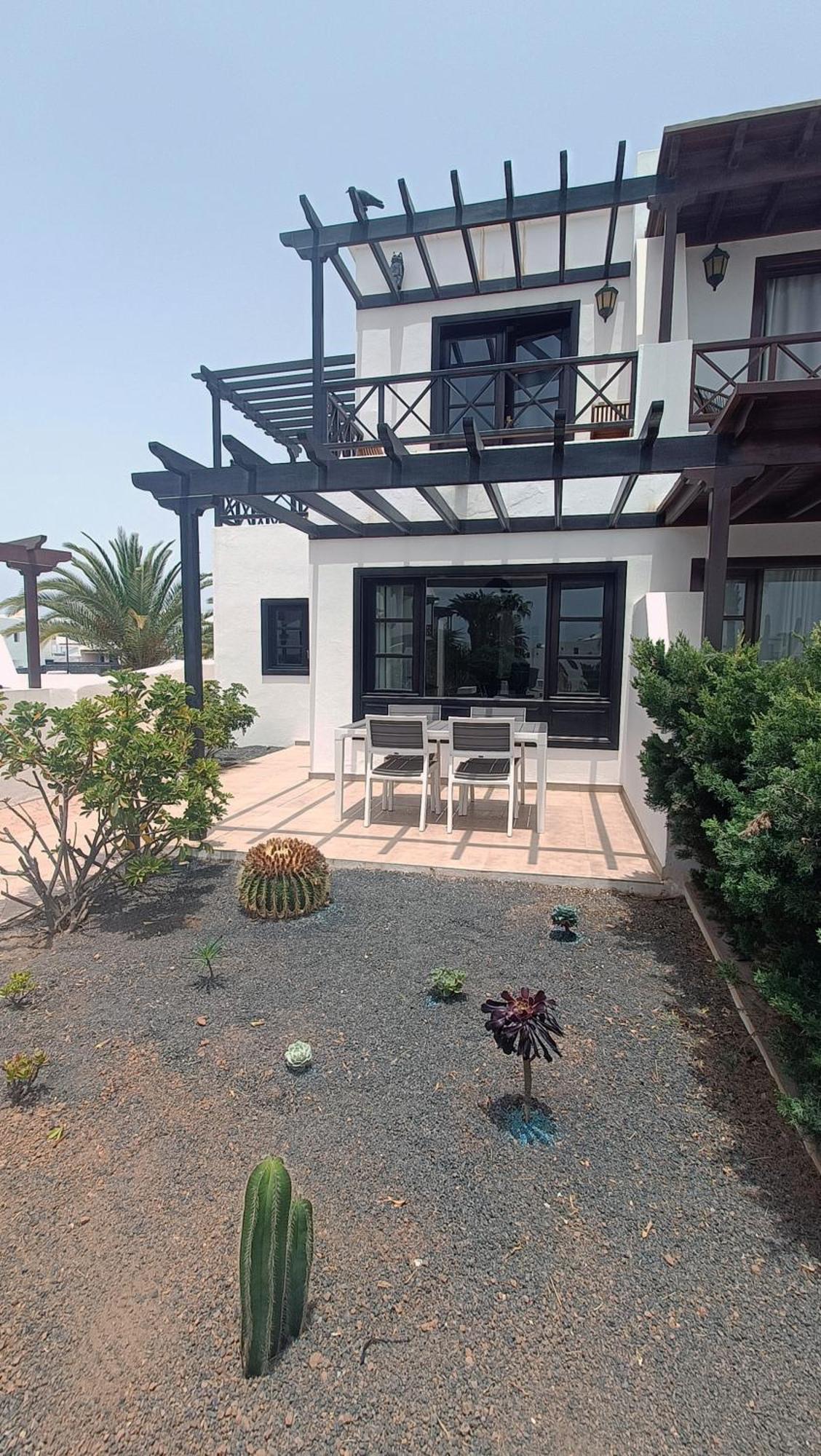 Lovely Casa Felicidad, Swimming Pool, Wifi X Private Garden Playa Blanca  Exterior photo