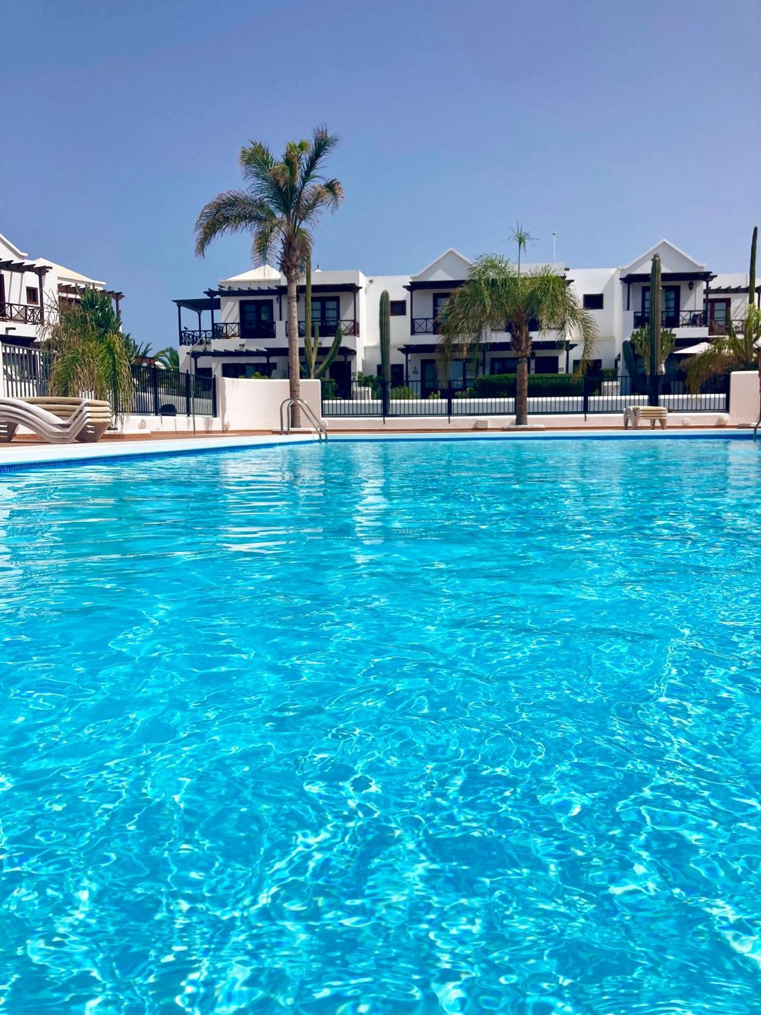 Lovely Casa Felicidad, Swimming Pool, Wifi X Private Garden Playa Blanca  Exterior photo